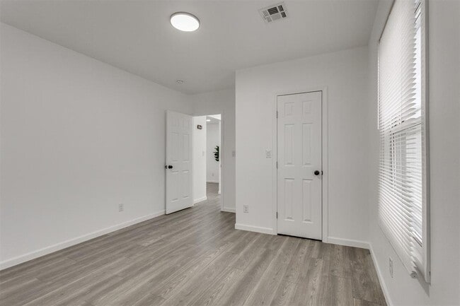 Building Photo - 1617 NW 31st St