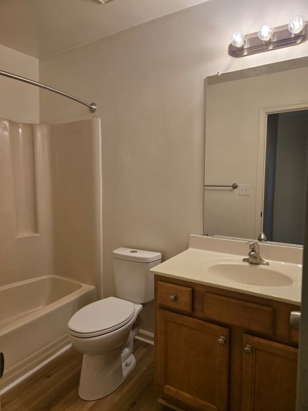 Building Photo - 5529 Old Guard Crescent