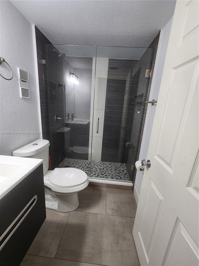 Building Photo - 8419 Forest Hills Dr