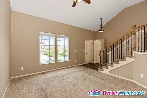 Building Photo - 3 Bed 2 Bath in Gardner! Available 11/1!