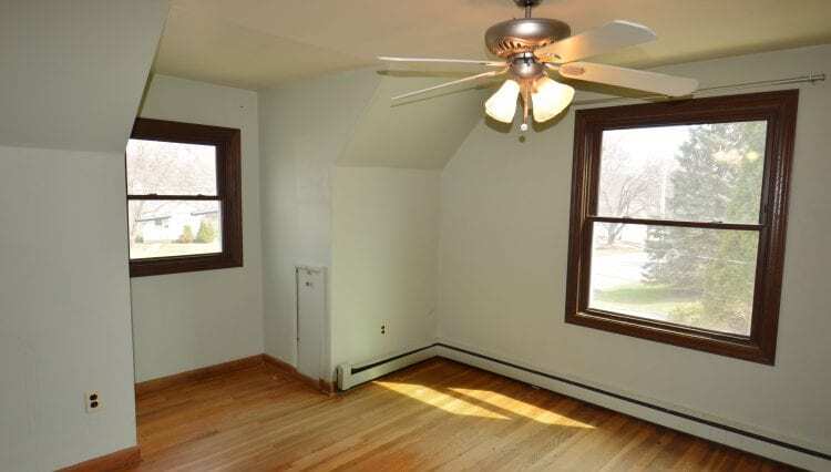 Building Photo - 1606 Sheridan Dr