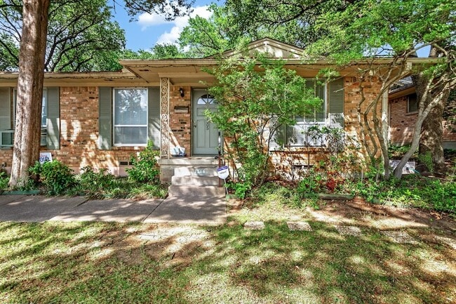 Building Photo - 7505 Brentcove Cir