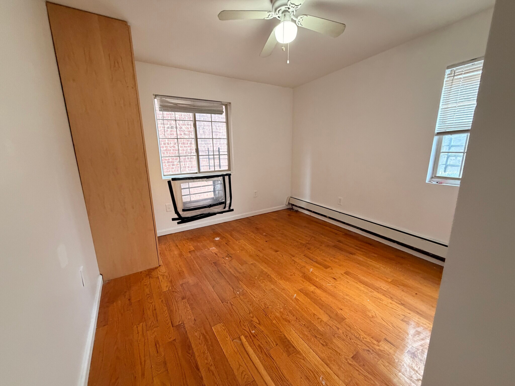 Building Photo - 600 Thwaites Pl