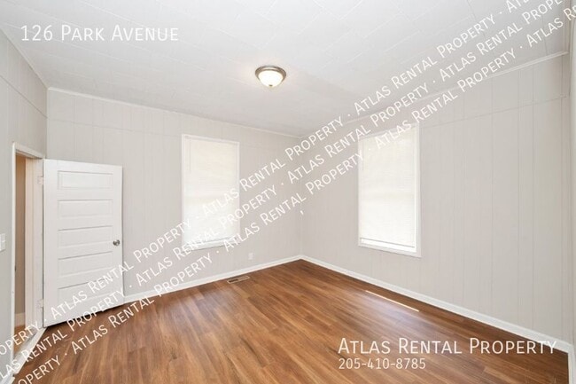 Building Photo - 126 Park Ave