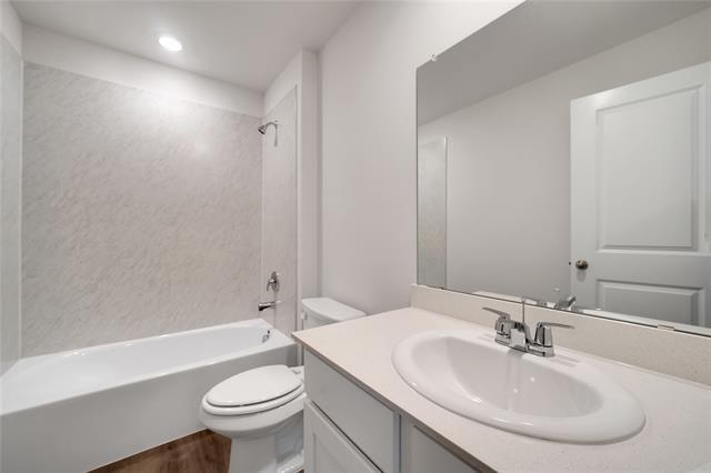 Building Photo - 501 Yellow Rose Rd