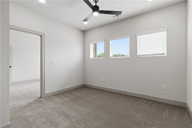 Building Photo - 1041 Whistler St