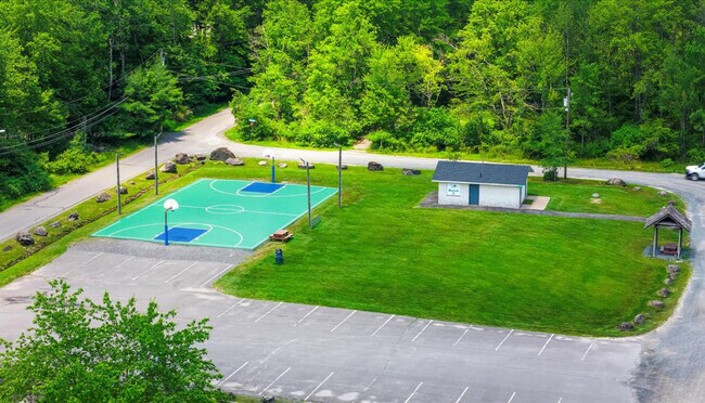 Building Photo - 223 Paxinos Dr