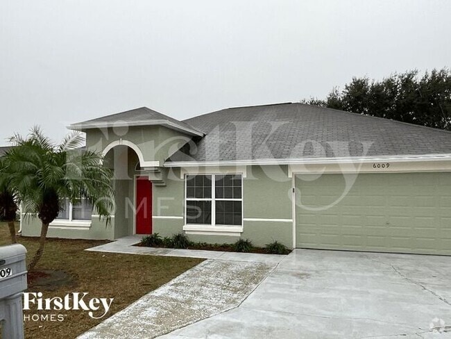 Building Photo - 6009 Live Oak Dr