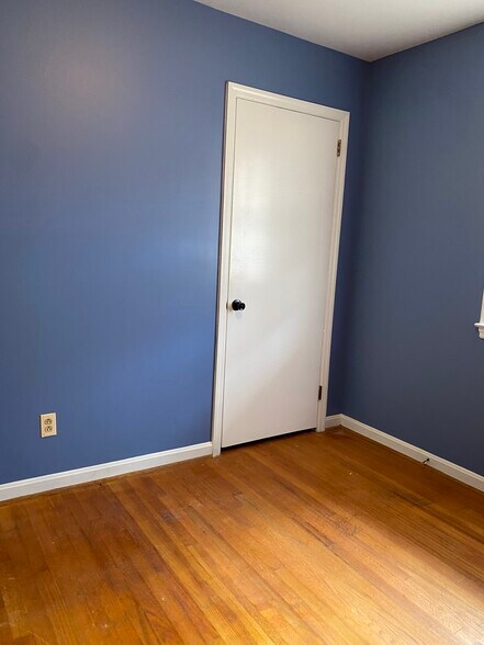 Building Photo - 1926 Corrinna St