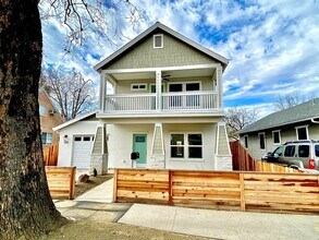 Building Photo - Beautiful and Spacious Newly Constructed 3 Bedroom 2.5 Bath home Near UC David Med Center!
