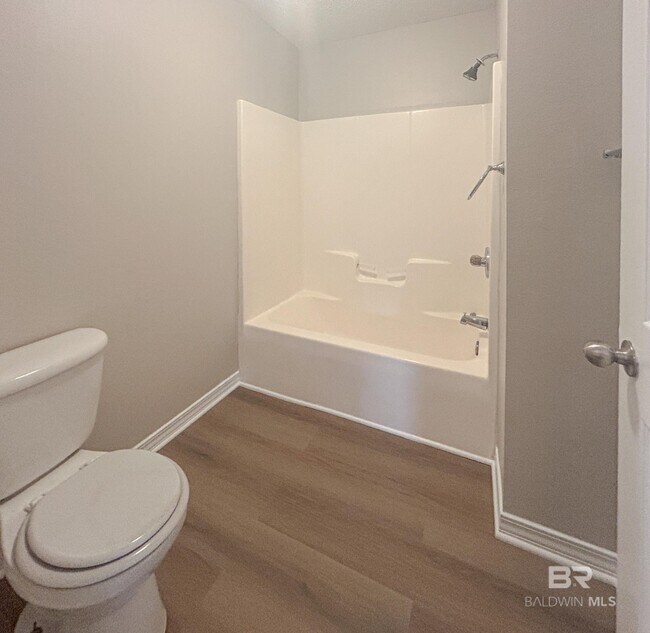 Building Photo - 11730 Madrone Ln