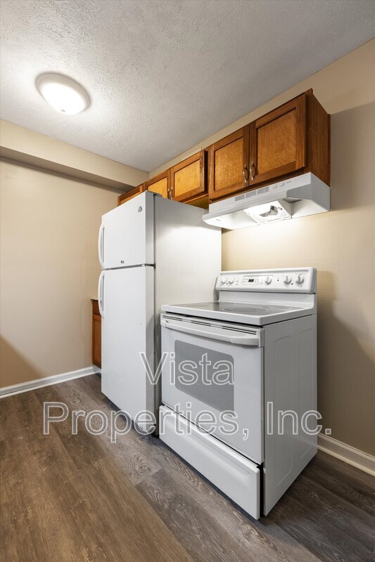 Building Photo - 4119 Glen Hill Manor Dr