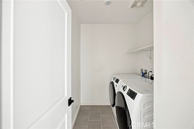 Building Photo - 12903 Paradiso Dr