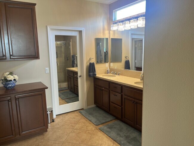 Building Photo - 61654 Toro Canyon Way