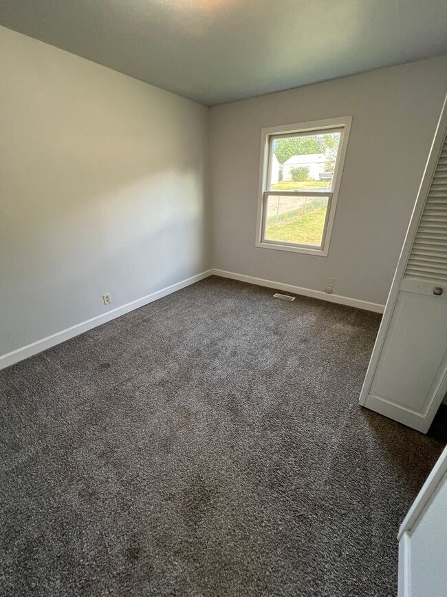 Building Photo - ~Applications Pending~ FALL SPECIALS GALOR...