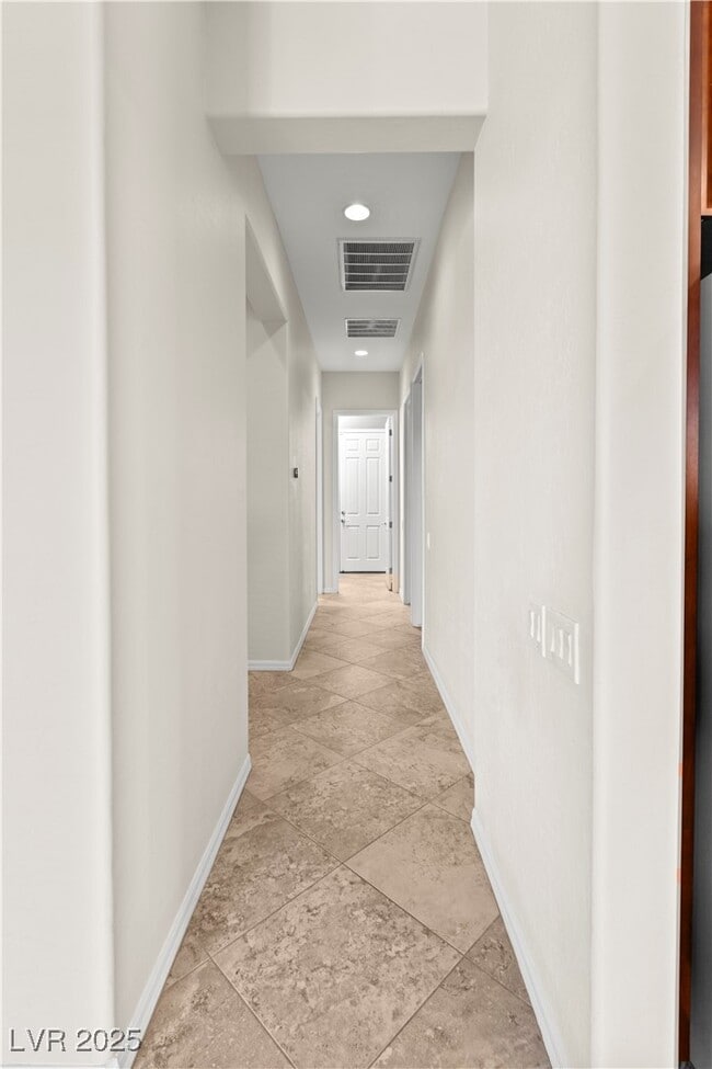 Building Photo - 2685 La Boutique St