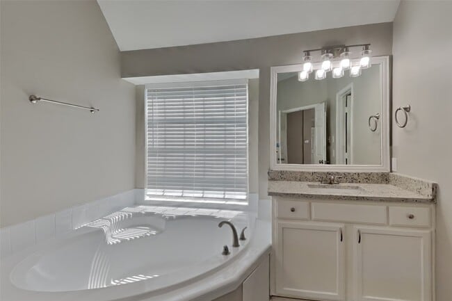 Building Photo - 18803 Racquet Sports Way