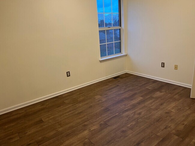 Building Photo - Lovely Bethlehem Township single family ho...