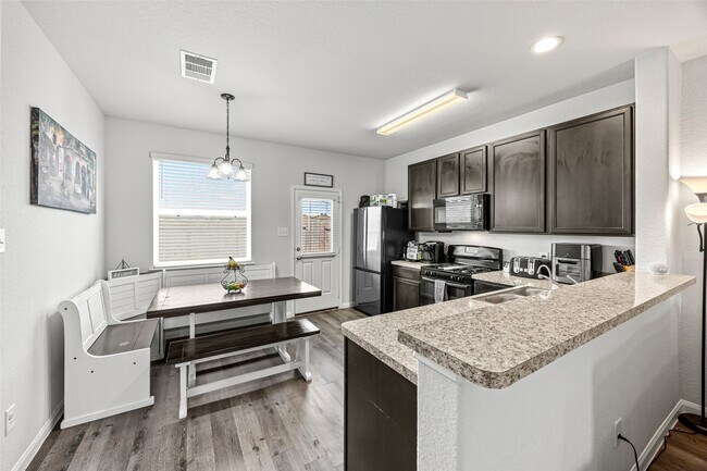 Building Photo - 4827 Purple Wisteria Ln