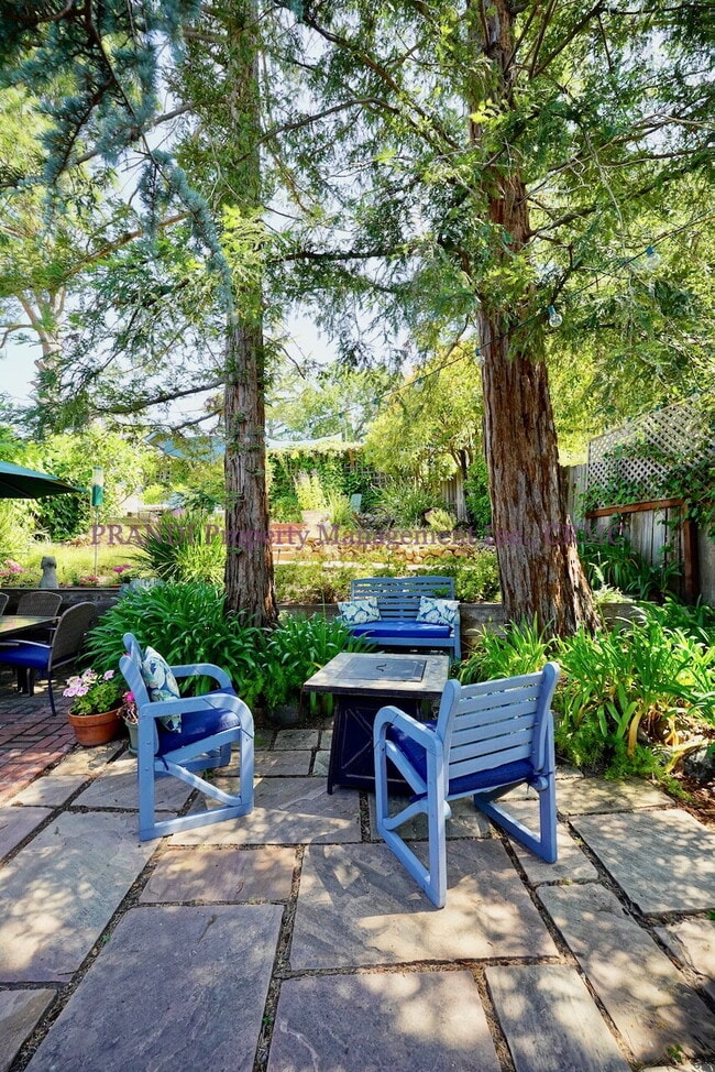 Building Photo - Quality San Anselmo Home Near Parks and Sc...