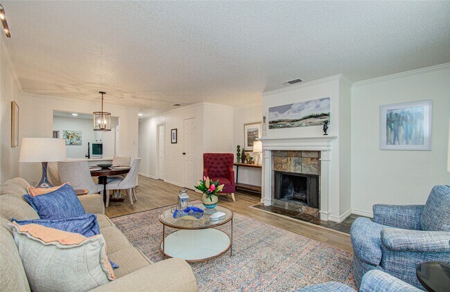 Building Photo - 15309 Kingfield Dr