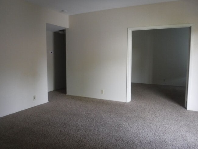 Building Photo - RidgeCrest Condominiums