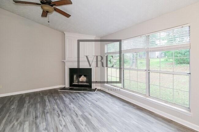 Building Photo - 10858 Morning Dove Ct