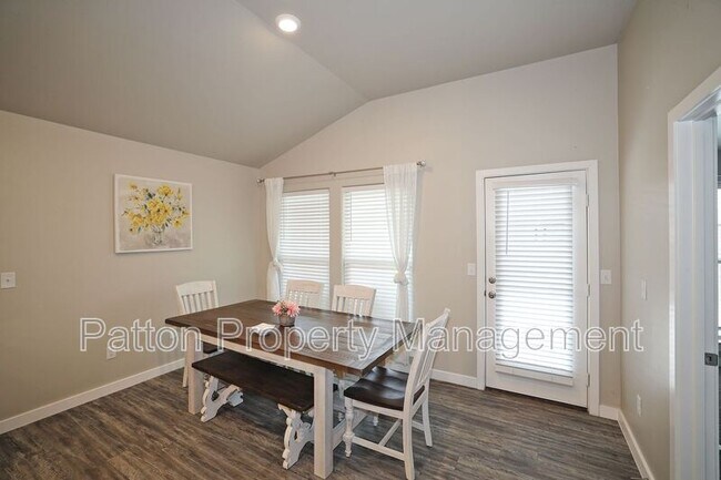 Building Photo - 7717 Bellamy Dr