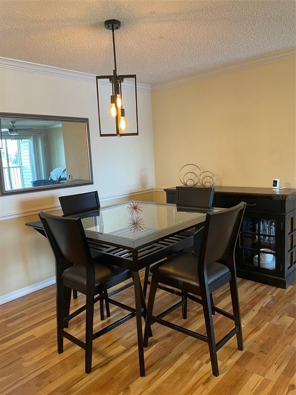 Building Photo - 1909 Summer Club Dr