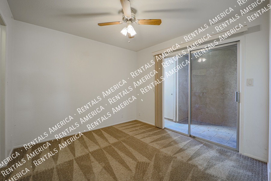 Building Photo - 317 W Hononegh Dr