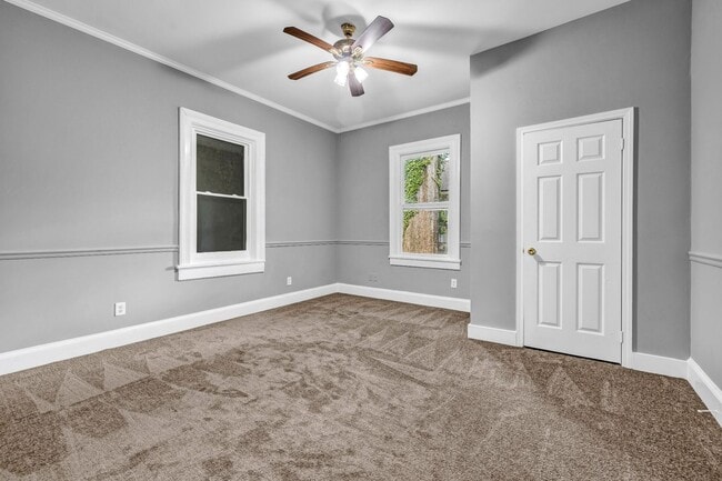 Building Photo - SPACIOUS 6 BEDS | 3 BATHS - DOWNTOWN ATLANTA - ATLANTA HOUSING VOUCHERS ACCEPTED