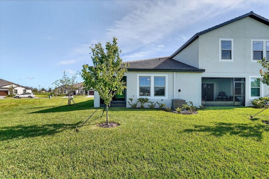 Building Photo - 10721 Gable Dig Lp