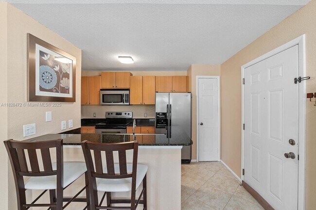 Building Photo - 1760 Palm Cove Blvd