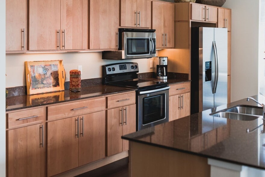 Interior Photo - RiverHeath