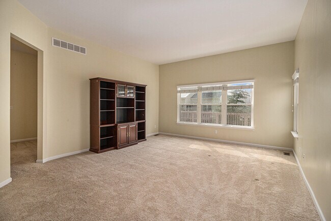 Building Photo - 1304 N Bay Dr