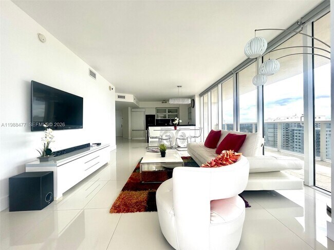 Building Photo - 1830 S Ocean Dr