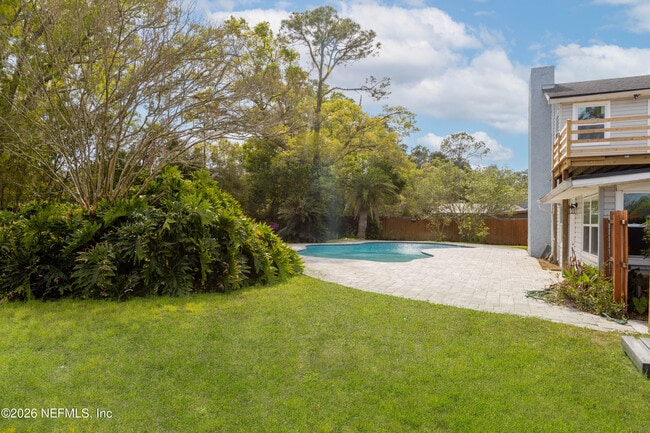 Building Photo - 2450 Fallen Tree Dr W