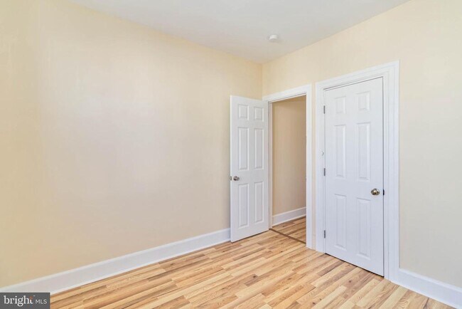 Building Photo - 1929 W Sparks St