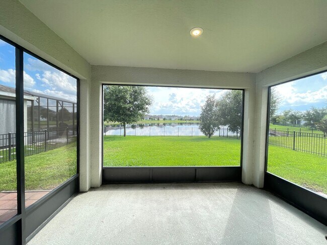 Building Photo - 10881 Longleaf Woods Dr