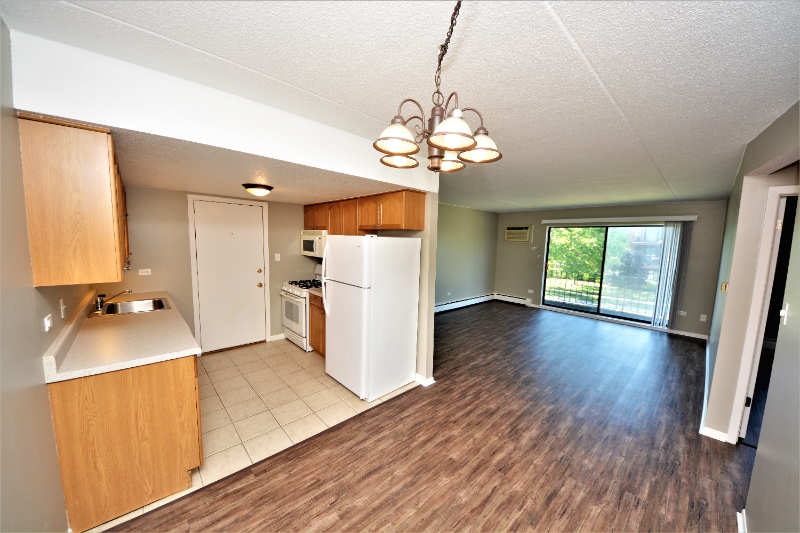 Building Photo - 7335 Tiffany Dr