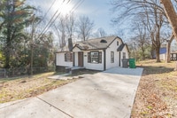 Building Photo - 1317 W 4th St