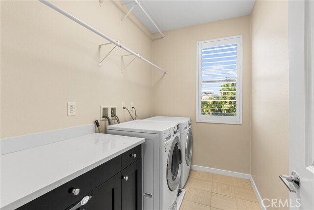 Building Photo - 102 Marisol St