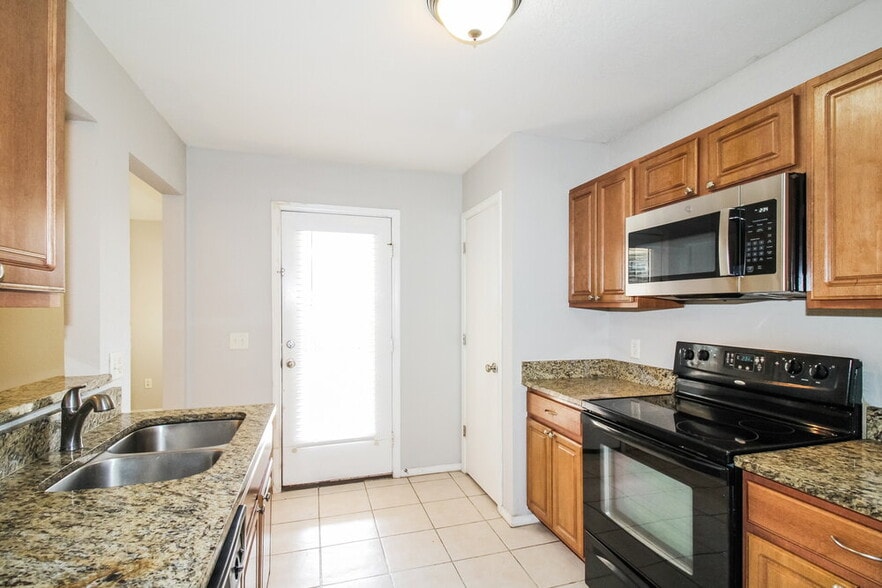 Building Photo - 5524 Del Creek Rd