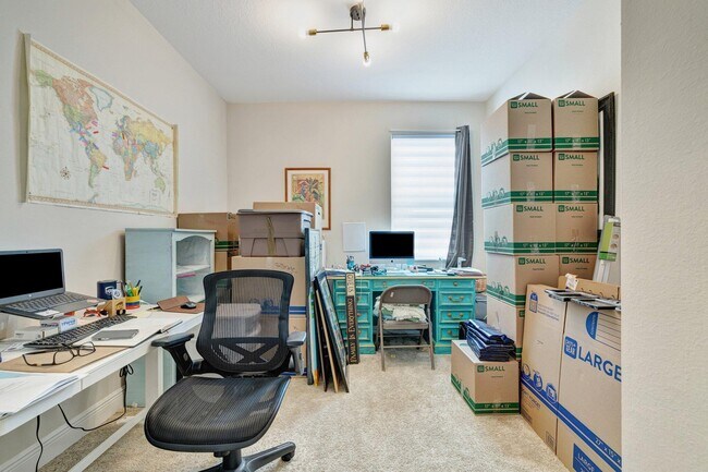 Building Photo - 10916 SW Robbia Way