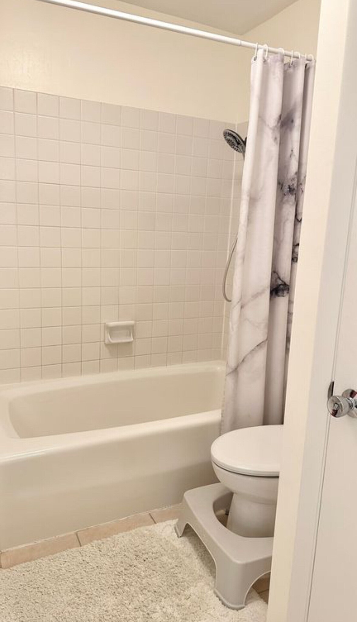 Building Photo - 190 S Wood Dale Rd