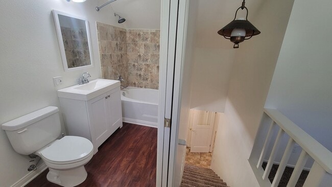 Building Photo - Charming 3-Bedroom 2-Bath with Mountain Vi...