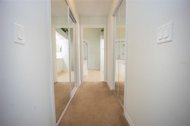 Building Photo - 5168 Harbour Dr