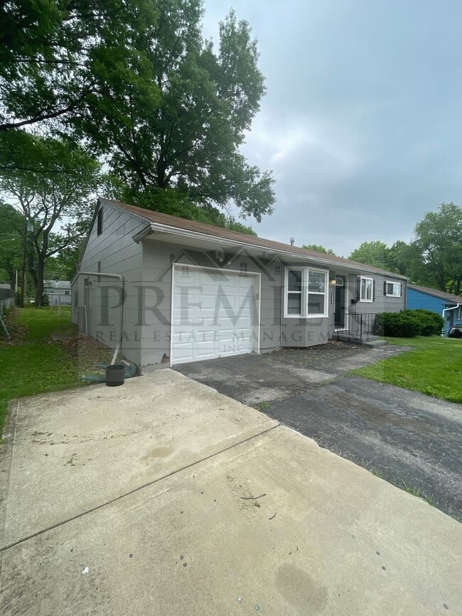 Building Photo - 8619 Winchester Ave