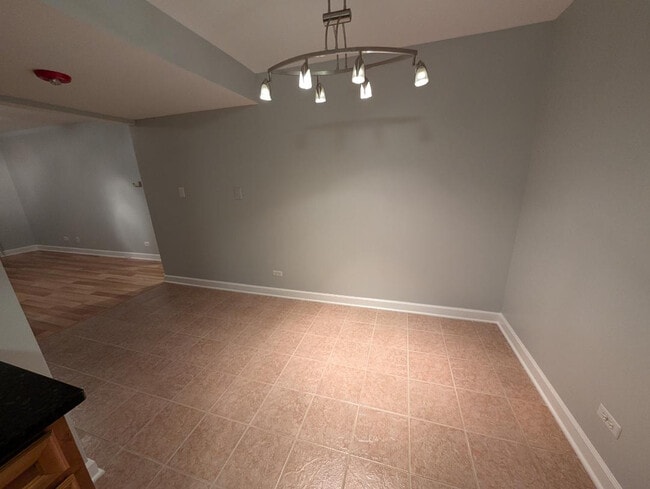 Building Photo - 10620 Brooks Ln