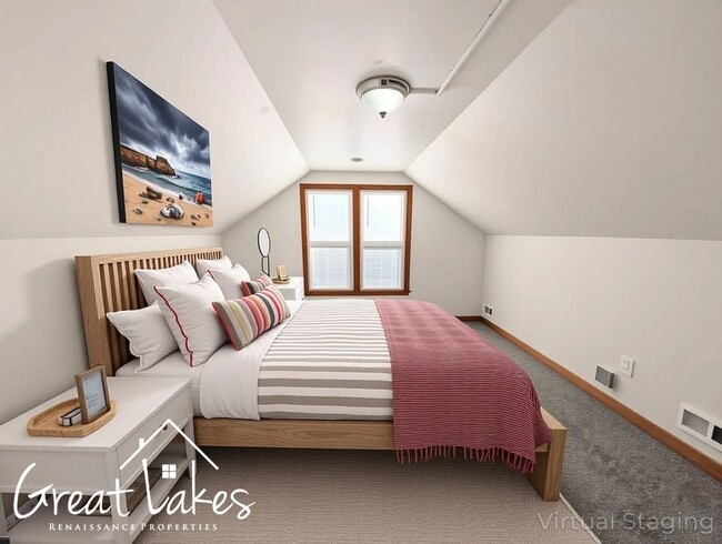 Building Photo - Beautiful 2 Bedroom 1 Bathroom now availab...